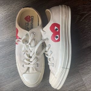 Comme des Garcons Play x Converse Play One Heart Low-Top Sneakers